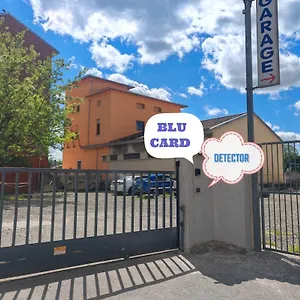 Apartamento Express Traveller's Iii Front Station Fs Parking Privato, Parma